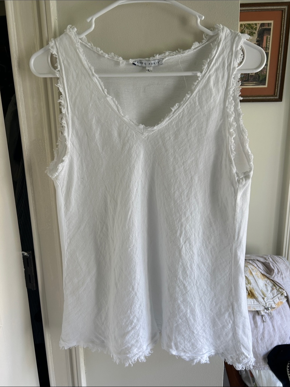 Tempo Paris White Frayed V-Neck Tank Top